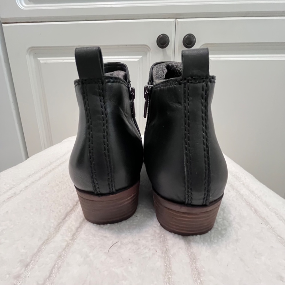 NWOT Lucky Brand" Basel" Leather Ankle Booties/Size 9.5 - Picture 5 of 6